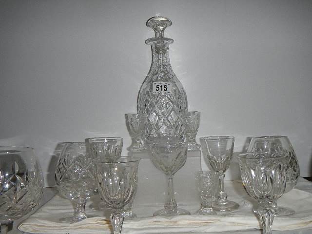 A cut glass decanter and assorted glasses. - Image 4 of 6