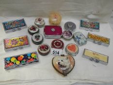 18 assorted pill and trinket boxes.