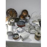 A mixed lot of metalware including silver plate.