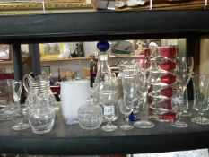 A mixed lot of glass ware.