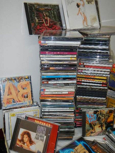 A large quantity of CD's. - Image 5 of 5