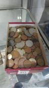 A mixed lot of coins.