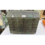 A small metal trunk, height 34 cm, Depth 26 cm, Width 39 cm.