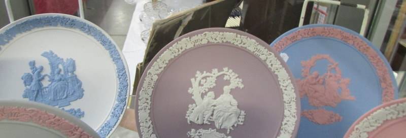 Seven Wedgwood limited edition Valentine Day plates from 1982 through to 1988. - Image 2 of 5