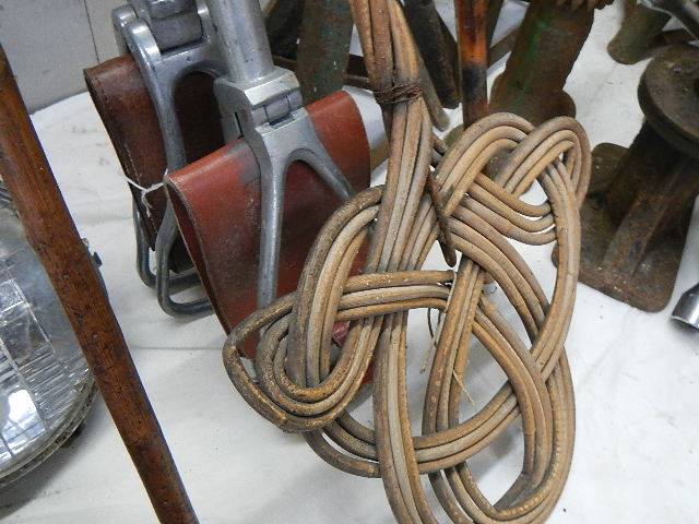 2 vintage shooting sticks and a cane carpet beater - Image 3 of 3