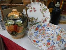 A Chinese Imari pattern fruit bowl