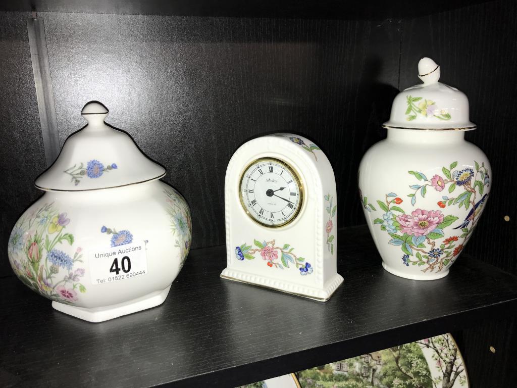 A quantity of Aynsley china including lidded vases etc - Image 3 of 5