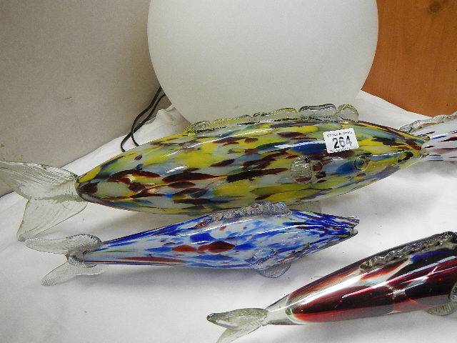 Four end of day glass fish. - Image 3 of 3