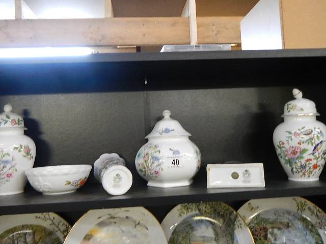 A quantity of Aynsley china including lidded vases etc - Image 5 of 5