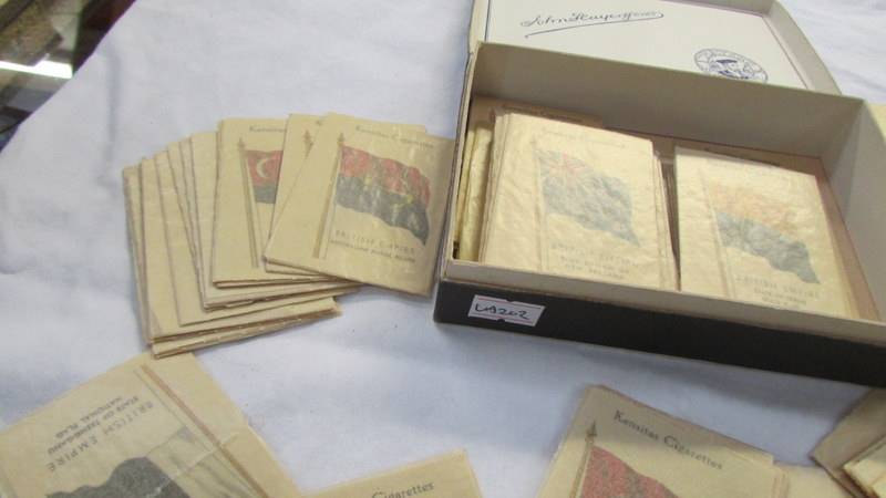 A quantity of silk cigarette cards depicting flags. - Image 3 of 3