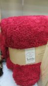 Two new Teddy Bear super soft throws in red.