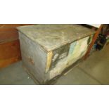 A pine tool box. (Collect only)