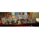 A mixed lot of glassware. (collect only)