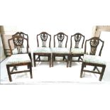 Matching Set of 6 Oak Dining Chairs, with wheat grass shaped detail to the backs, removeable seats