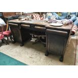 Large Georgian Mahogany Sideboard, pedestal form, with 2 cupboards at either side and a central