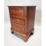 Mahogany chest of drawers.