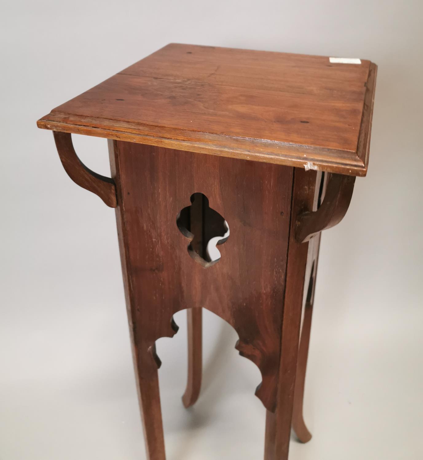 Edwardian mahogany jardinière stand. - Image 2 of 3