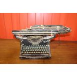 Underwood tpyewriter.