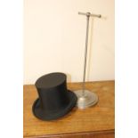 Metal hat stand