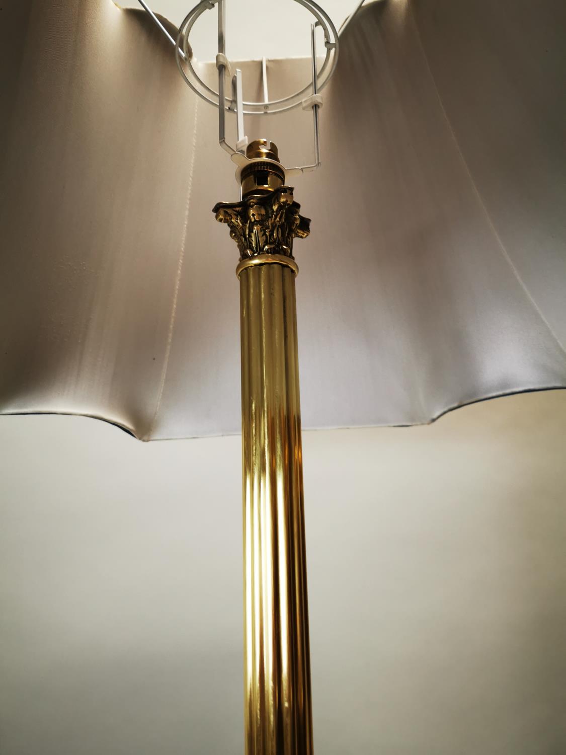 Brass Corinthian column standard lamp - Bild 3 aus 3