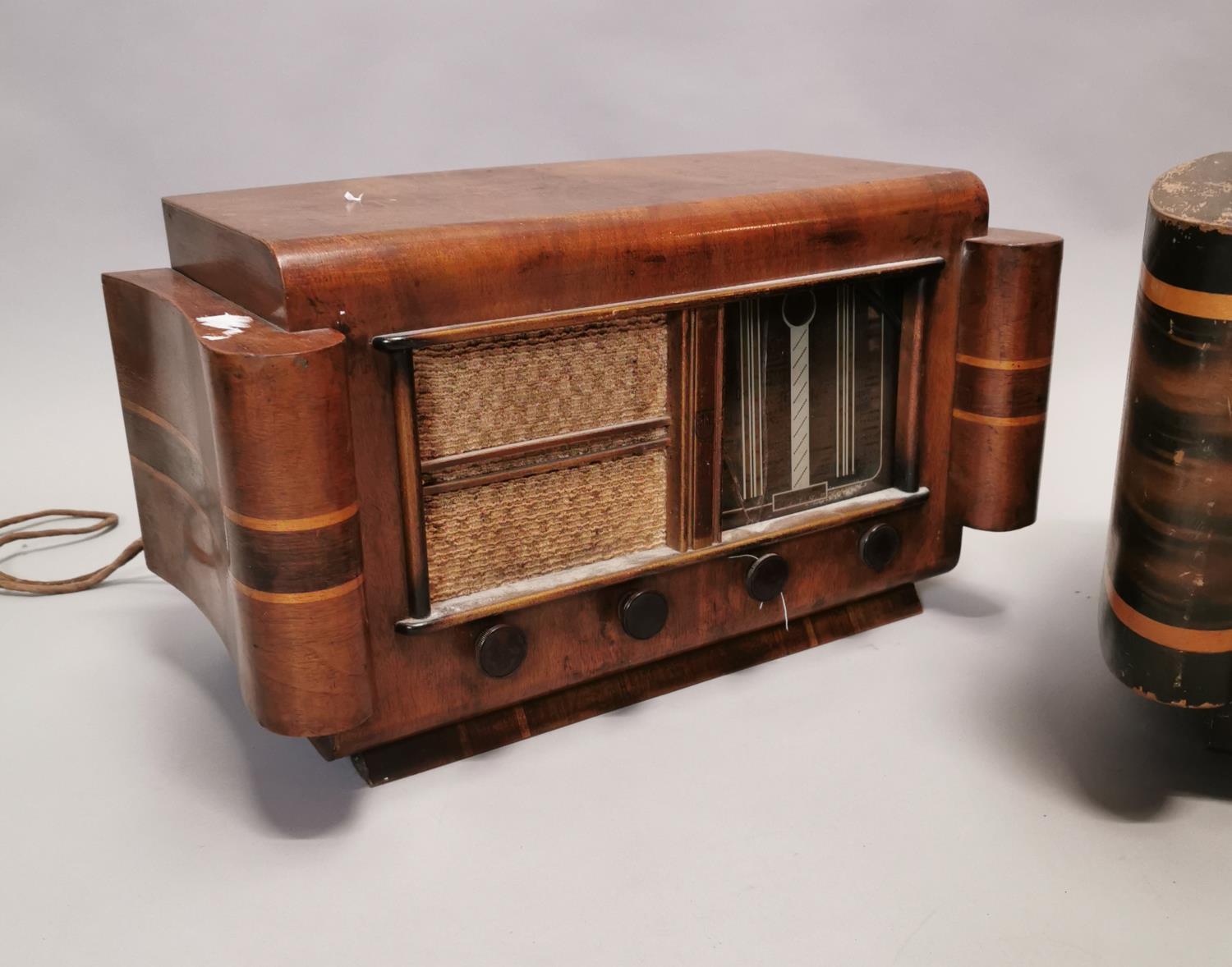 Two Art Deco radios. - Image 2 of 4