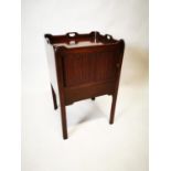 Georgian mahogany pot cupboard