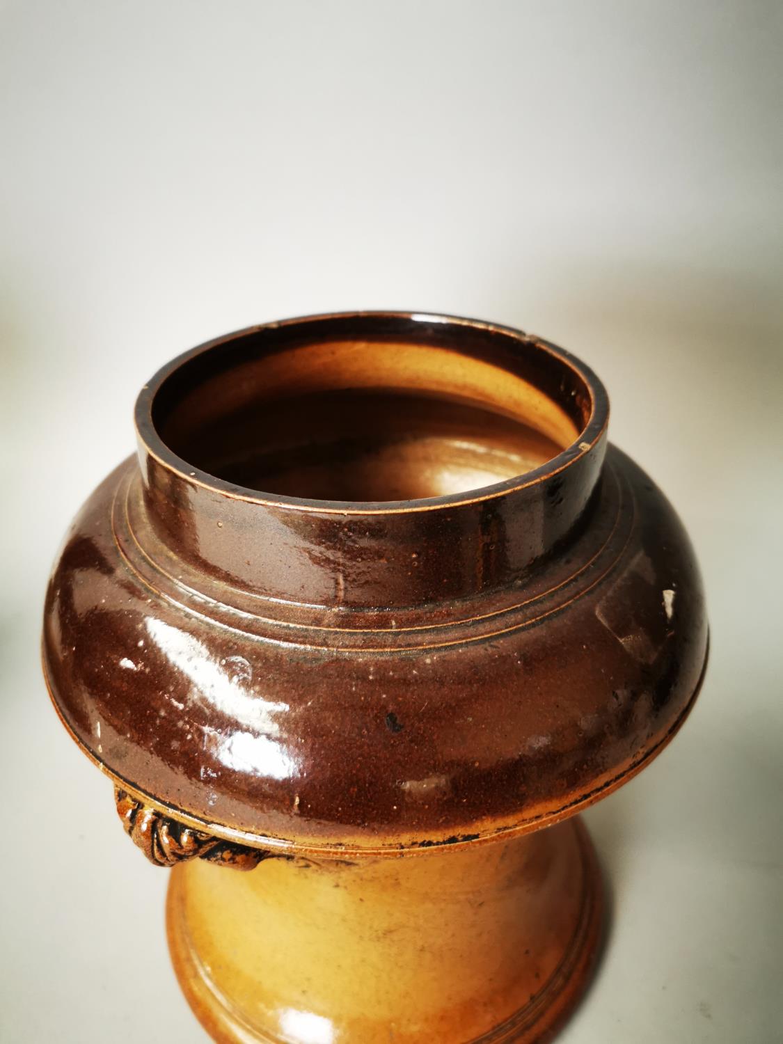 19th. C. stoneware tobacco jar. - Bild 2 aus 3