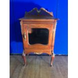 Quality late 19th Century mahogany side cabinet with bevelled glazed door and brass mounts W 52 H 93