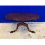 Georgian mahogany circular coffee table on tripod base Diameter 85 H 47