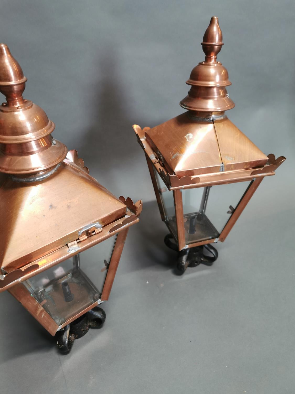 Pair of copper lanterns. - Bild 2 aus 3