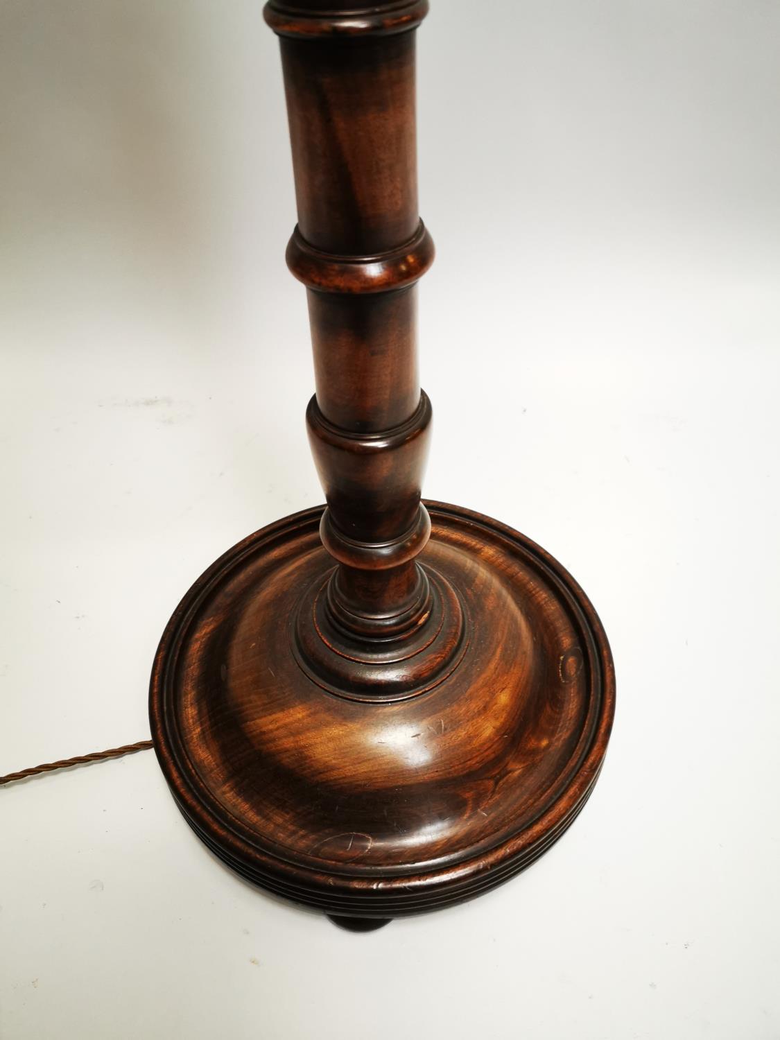 1920s carved mahogany standard lamp. - Bild 4 aus 4