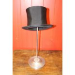 Hat stand