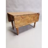 19th. C. double drop leaf pine table