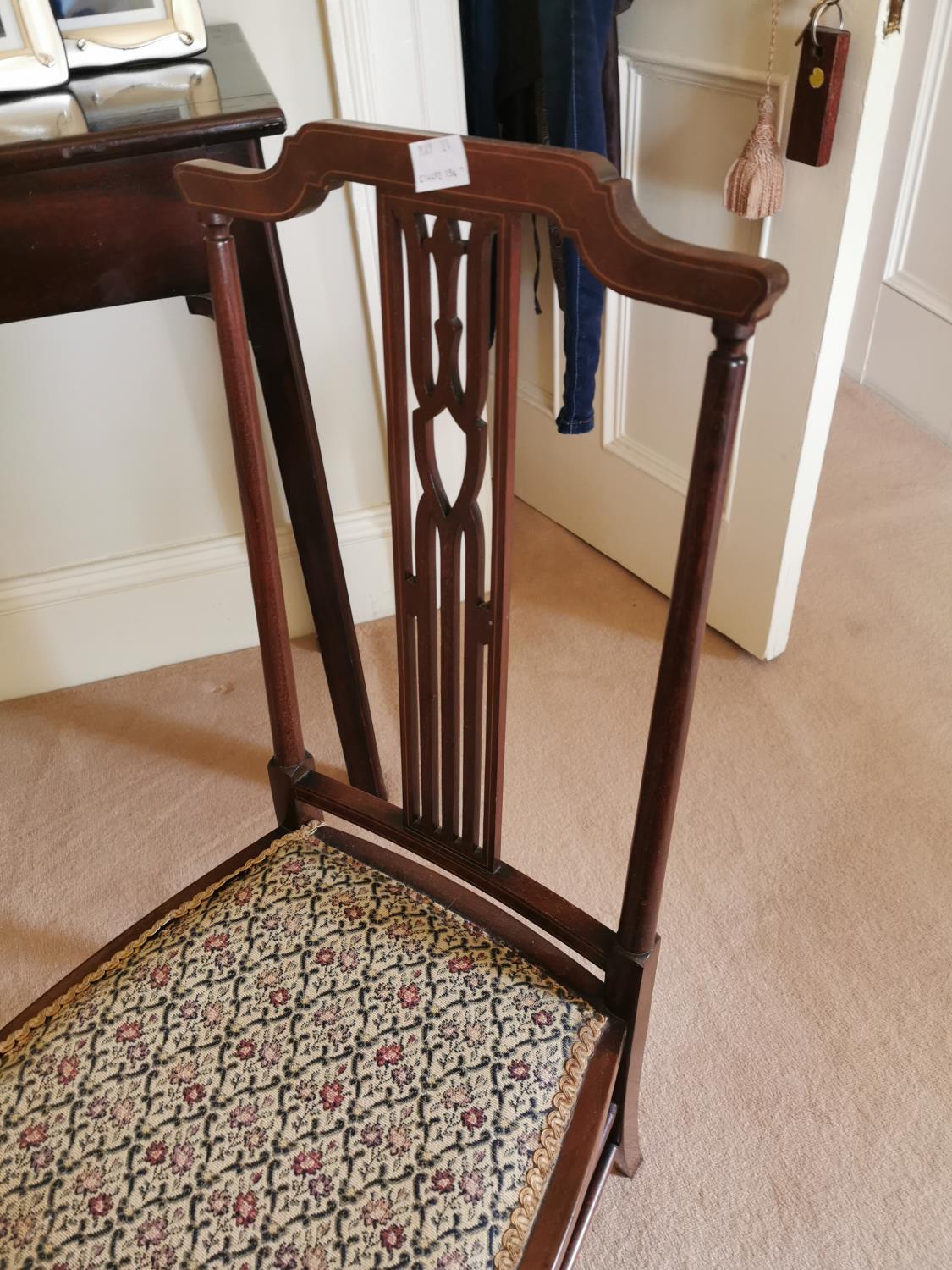 Edwardian inlaid mahogany bedroom chair - Image 2 of 2