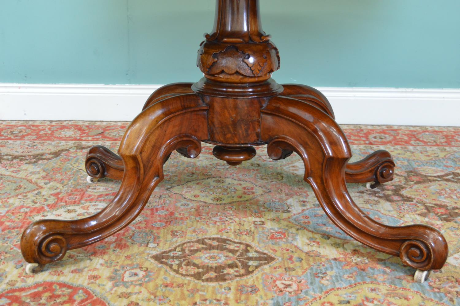 19th. C. walnut inlaid centre table - Image 3 of 5