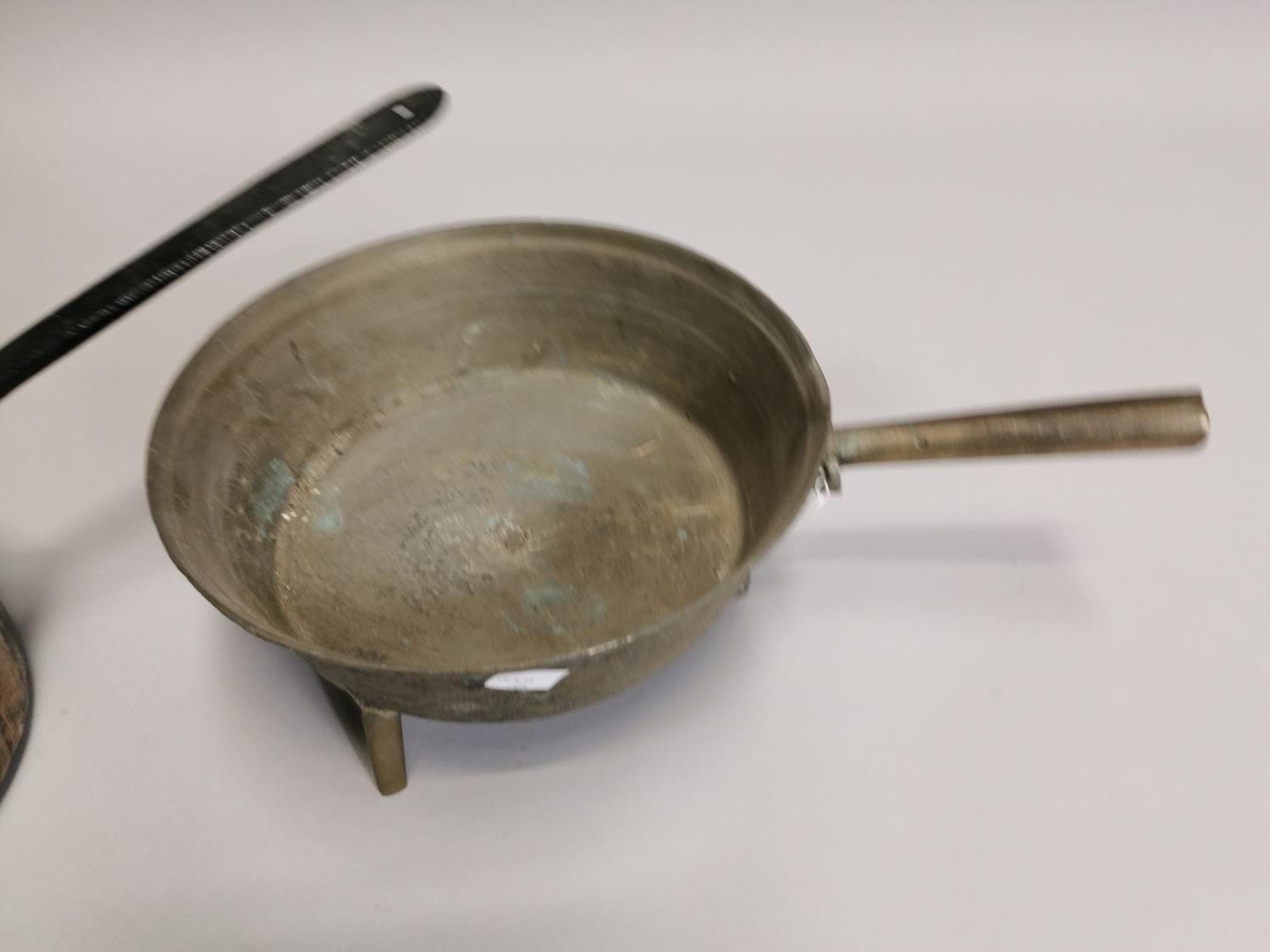 Two brass and copper saucepans. - Image 5 of 5