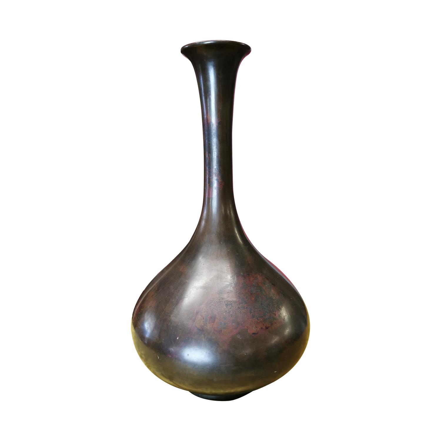 Bronze onion shaped Chinese urn - Image 2 of 4