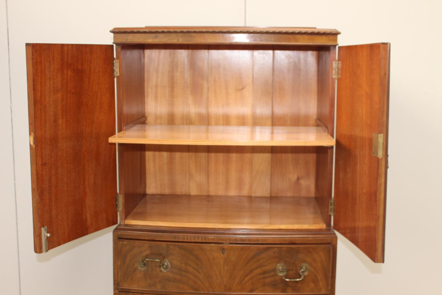 Edwardian mahogany drinks' cabinet - Image 2 of 3