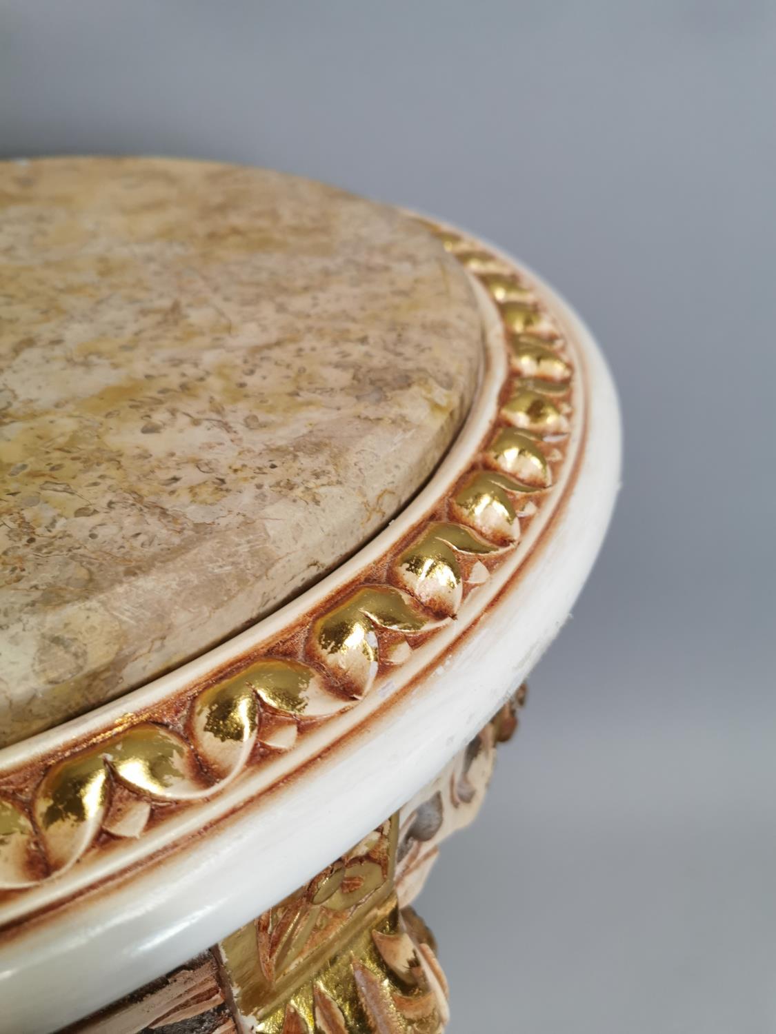 Carved giltwood jardiniere stand - Image 4 of 7