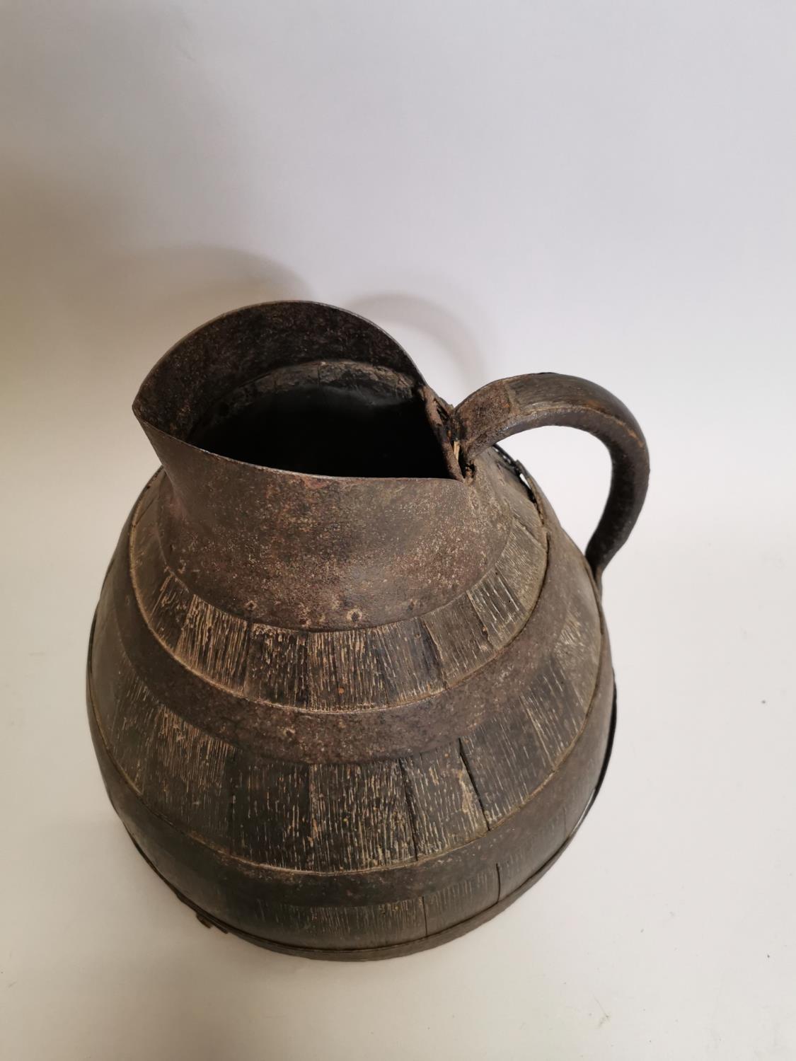 19th. C. oak metal bound water jug - Bild 2 aus 5