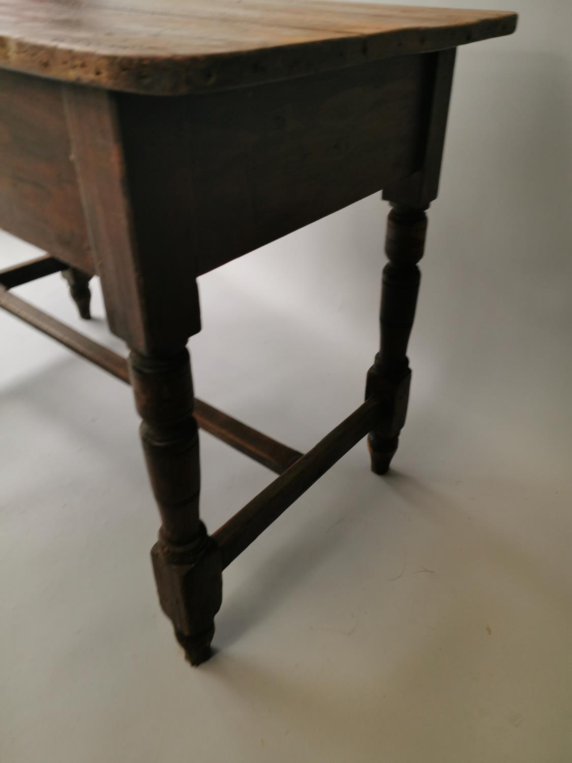 19th. C. painted pine table - Image 7 of 7