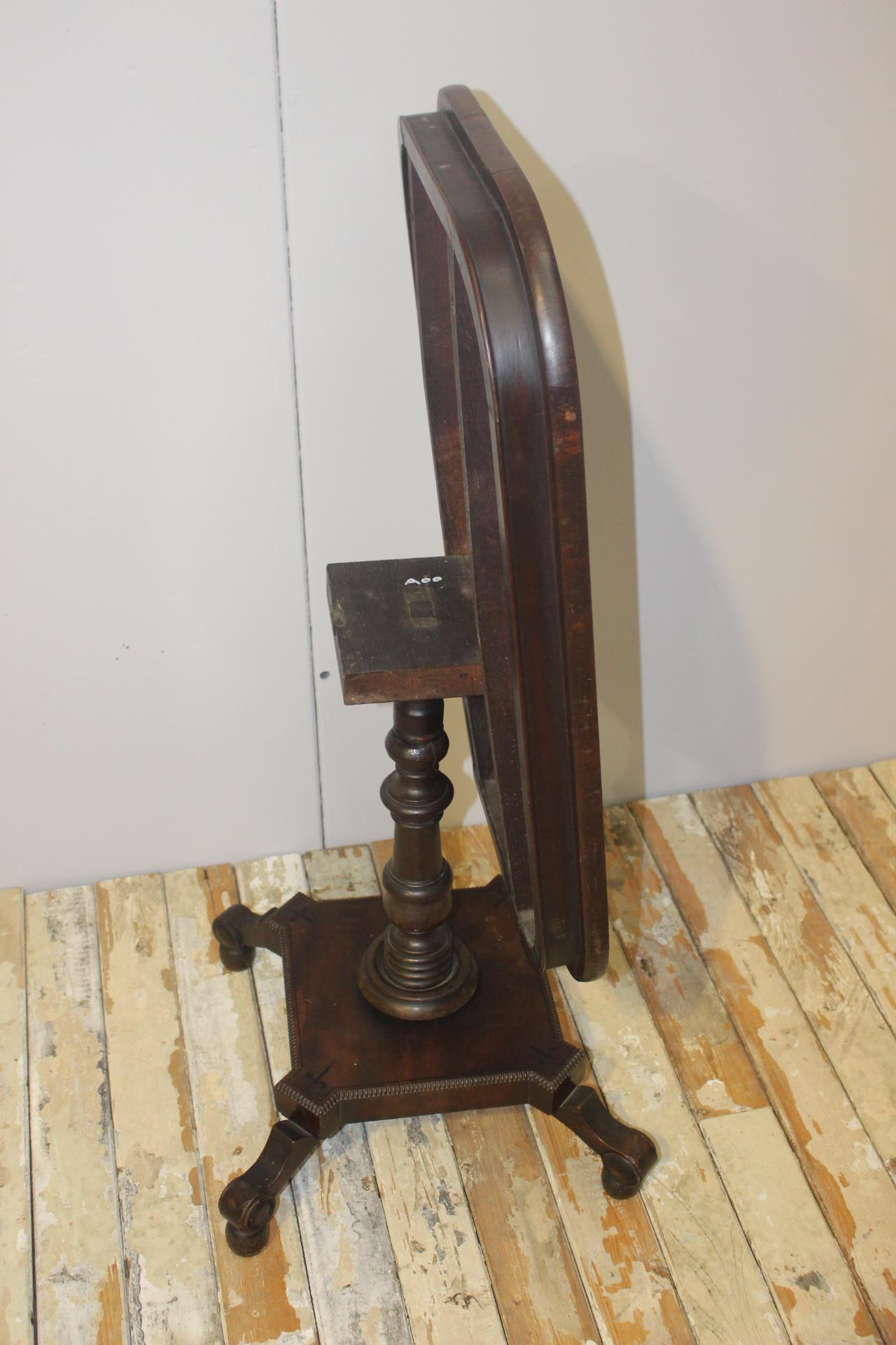 William IV mahogany tilt top table - Image 2 of 2