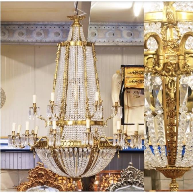 Large Sac de Pearls Chandelier with two tier Gilted Bronze Candleabras - Image 2 of 2