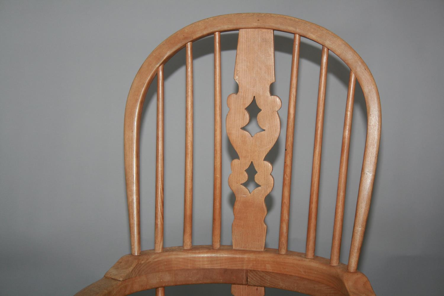 Fine pair of ash Windsor arm chairs 70 W x 120 H x 60 D - Image 2 of 4