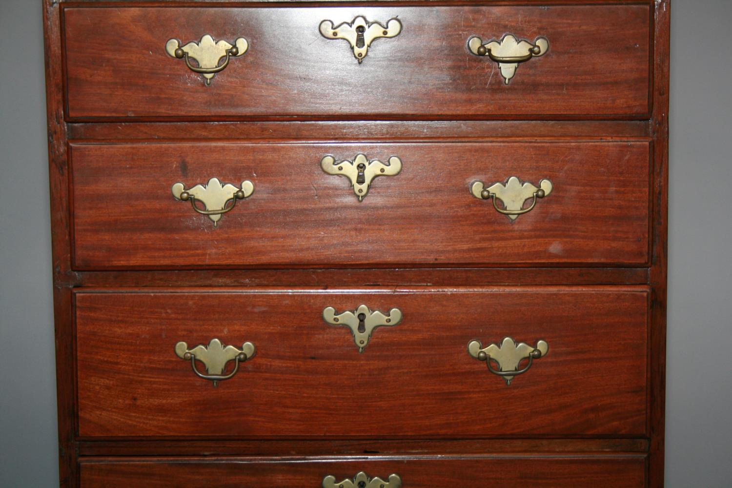 Fine Irish Georgian mahogany tall-boy chest of 8 graduated drawers standing on bracket feet 70 W x - Image 2 of 4