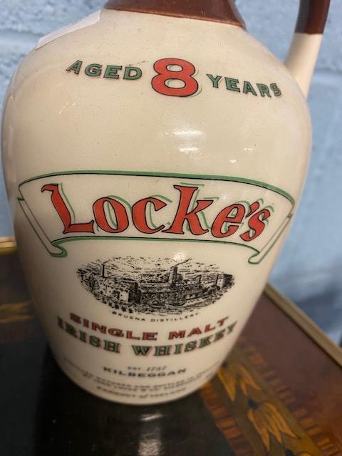 Locke's Kilbeggan 8 year old Single Malt Irish Whiskey 70cl 40% in ceramic jug - Image 2 of 4