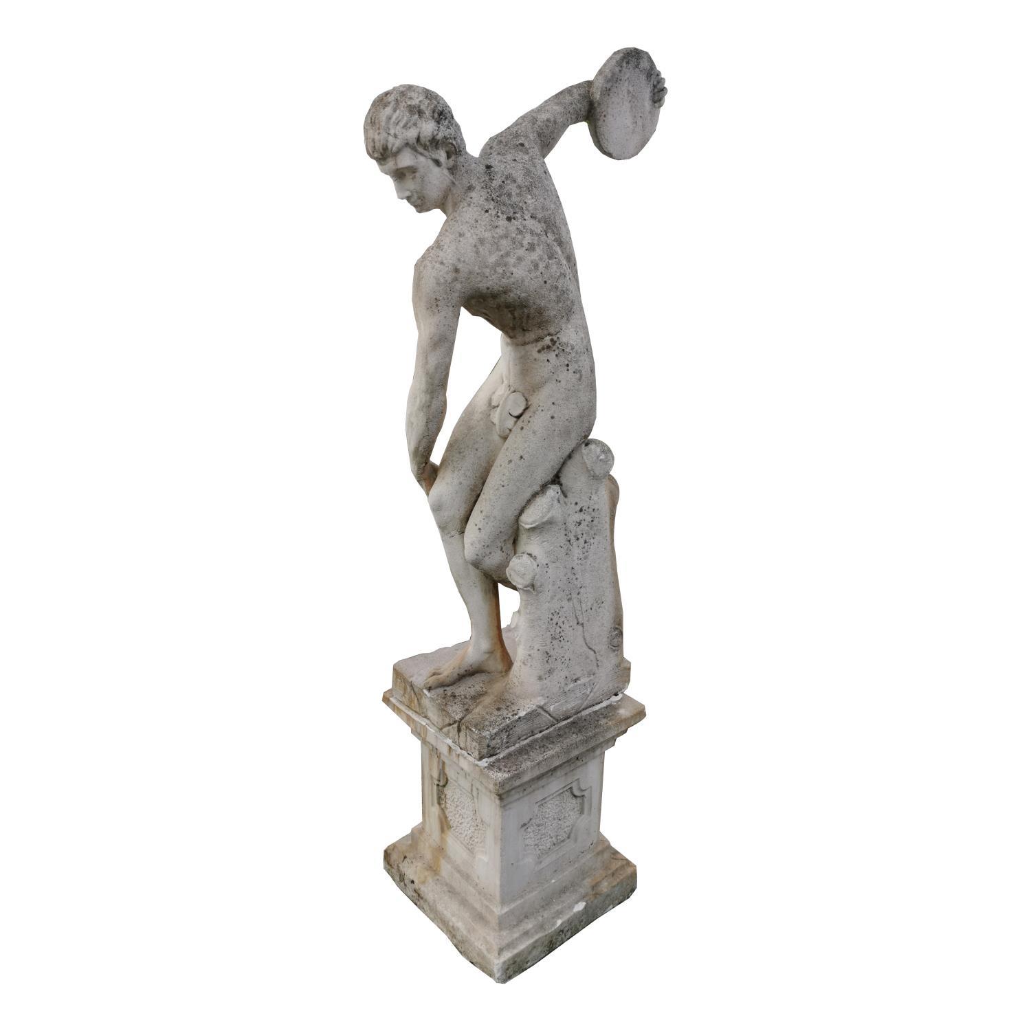 Life-size moulded stone statue of Greek Disc Thrower. - Bild 3 aus 4