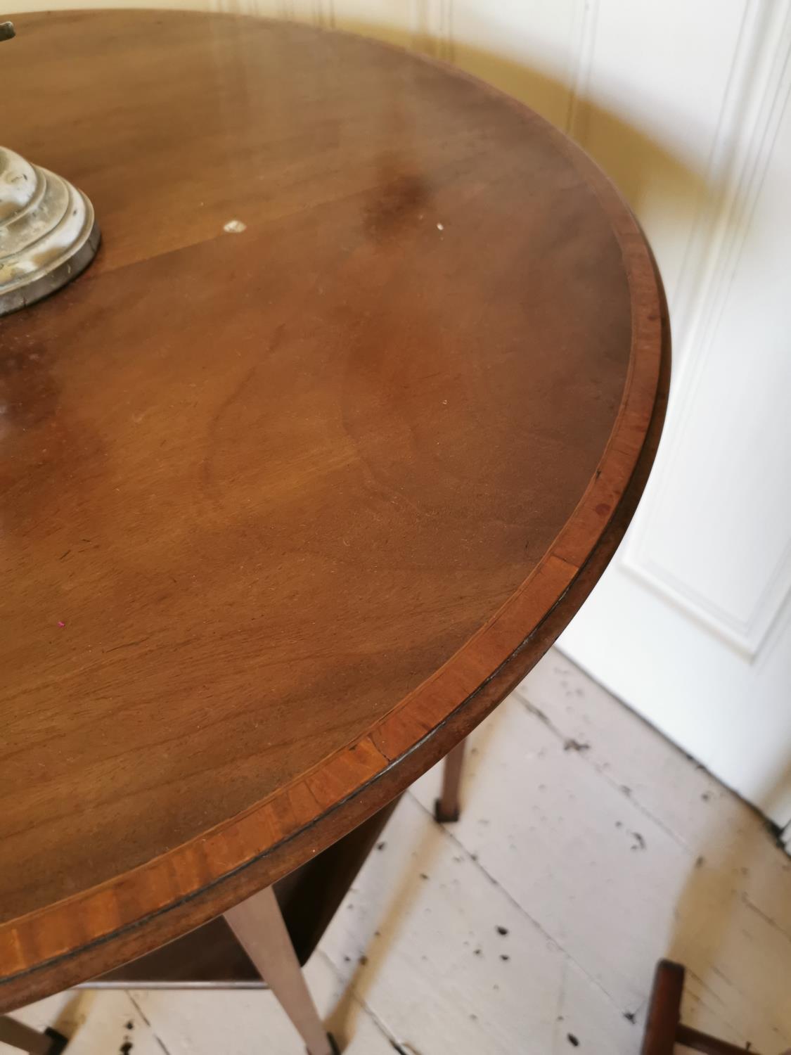 Edwardian satinwood occasional table. - Image 2 of 2