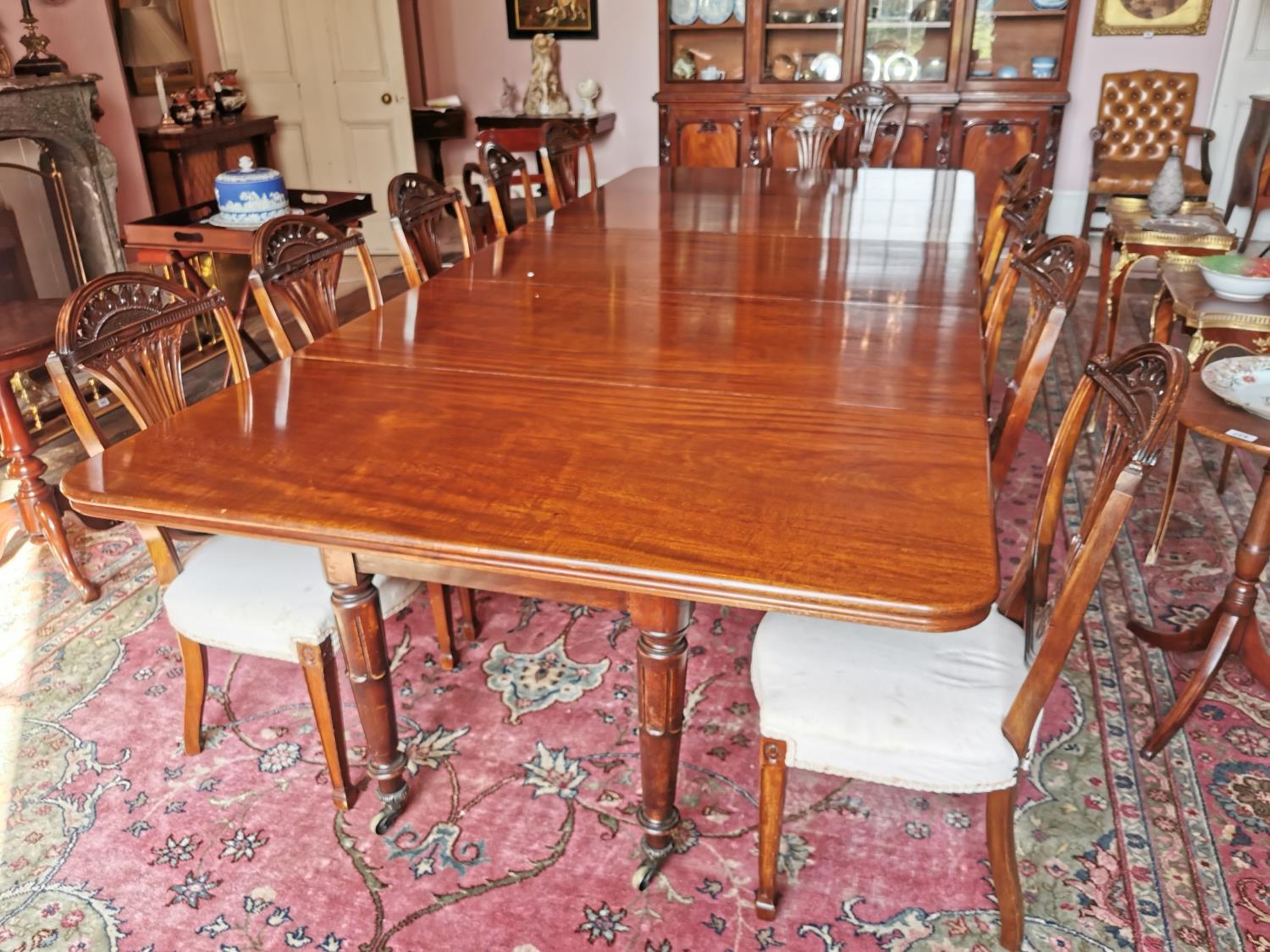 William IV mahogany dining table. - Image 2 of 7