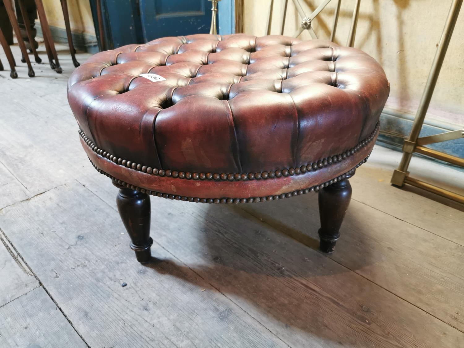 Hand dyed leather Chesterfield foot stool. - Image 3 of 3